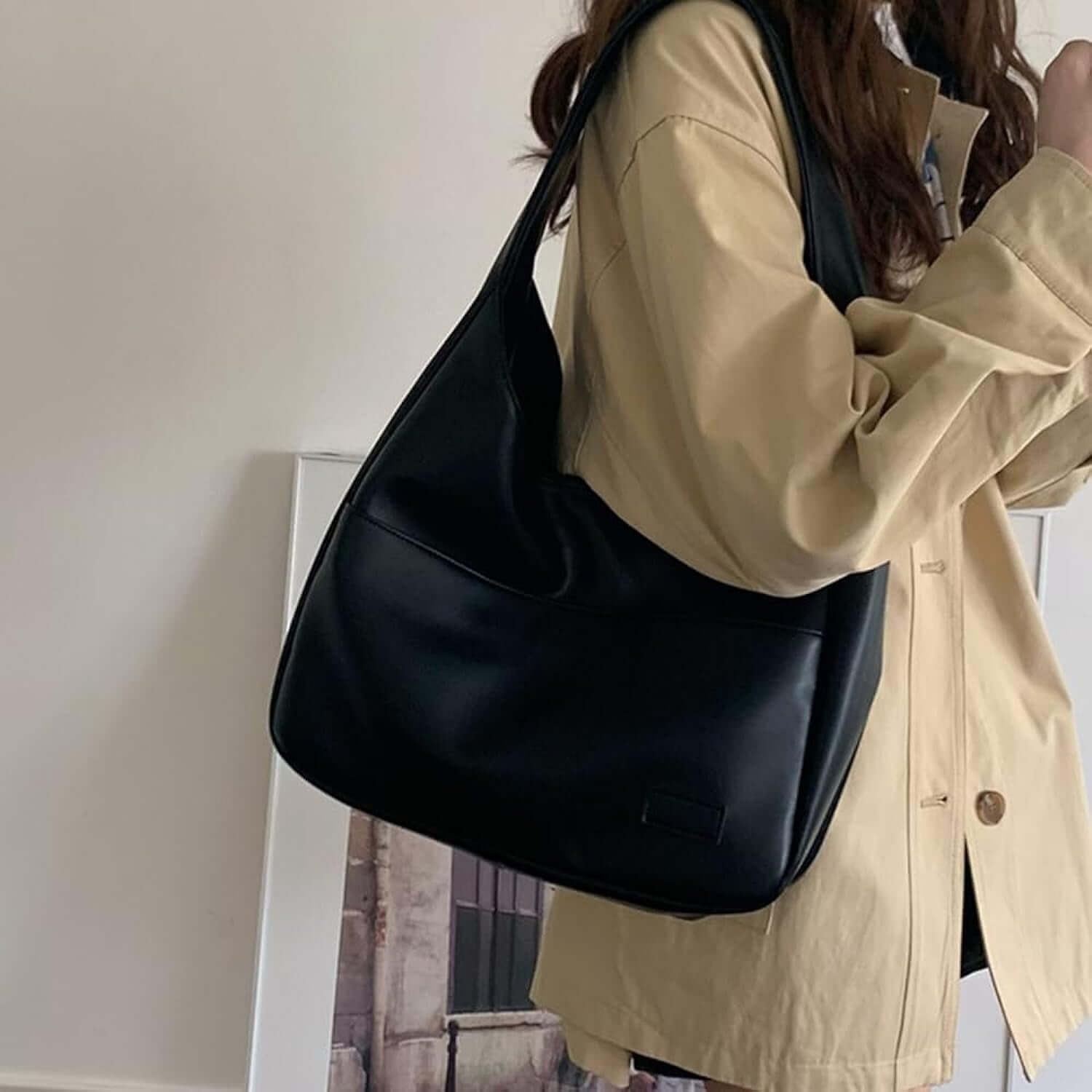 Vegan Leather Shoulder Bag with Spacious Design