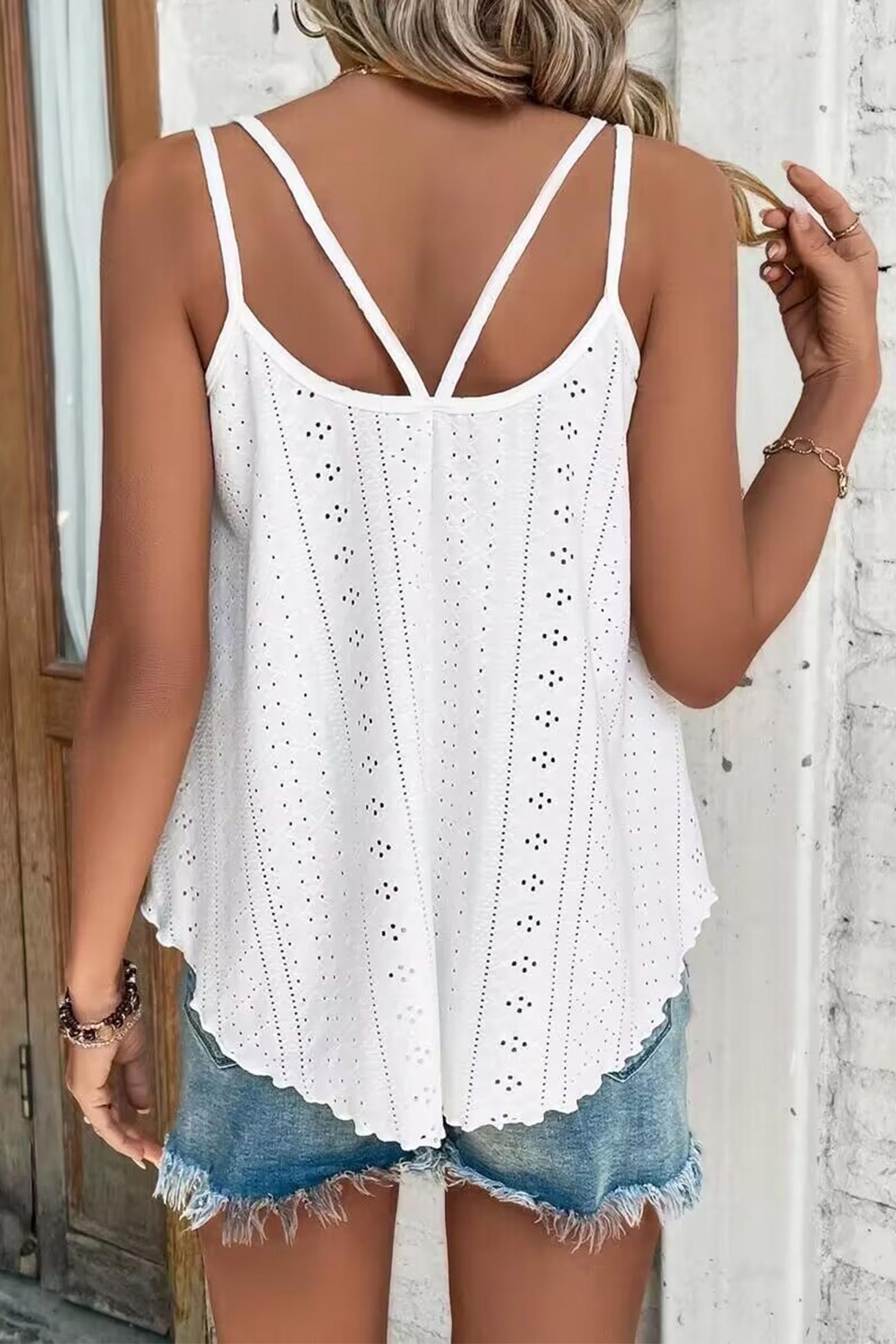 Eyelet Strappy Scoop Tank Top for Casual Summer Wear